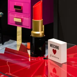 Tavolino da caffè Colletto Red di Moschino