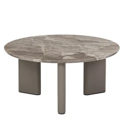 Tavolino da caffè da esterno Al Mare con piano in marmo Camouflage di Maxime d'Angeac