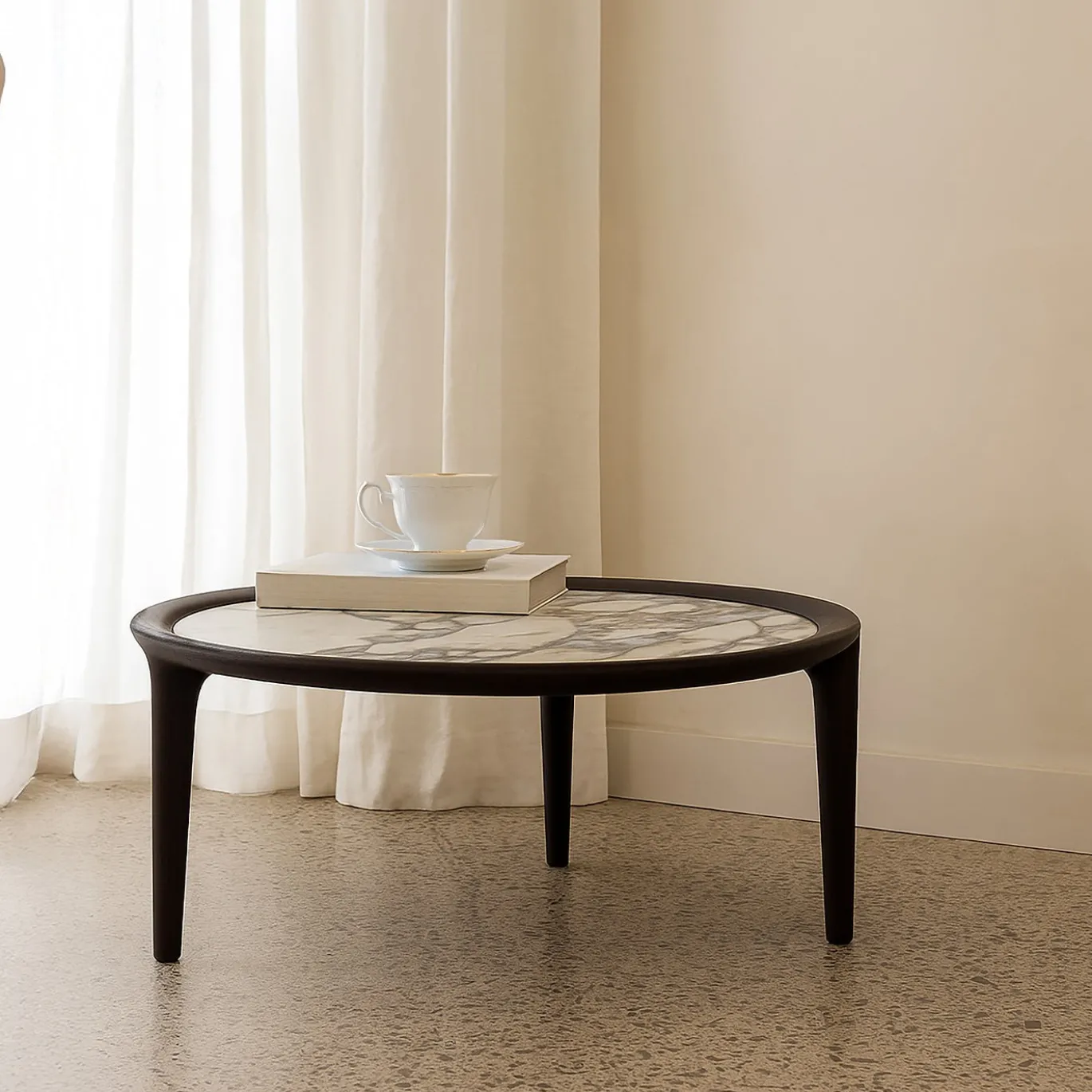 Tavolino da caffè Godot in legno di rovere marrone con piano in marmo Ocean Storm