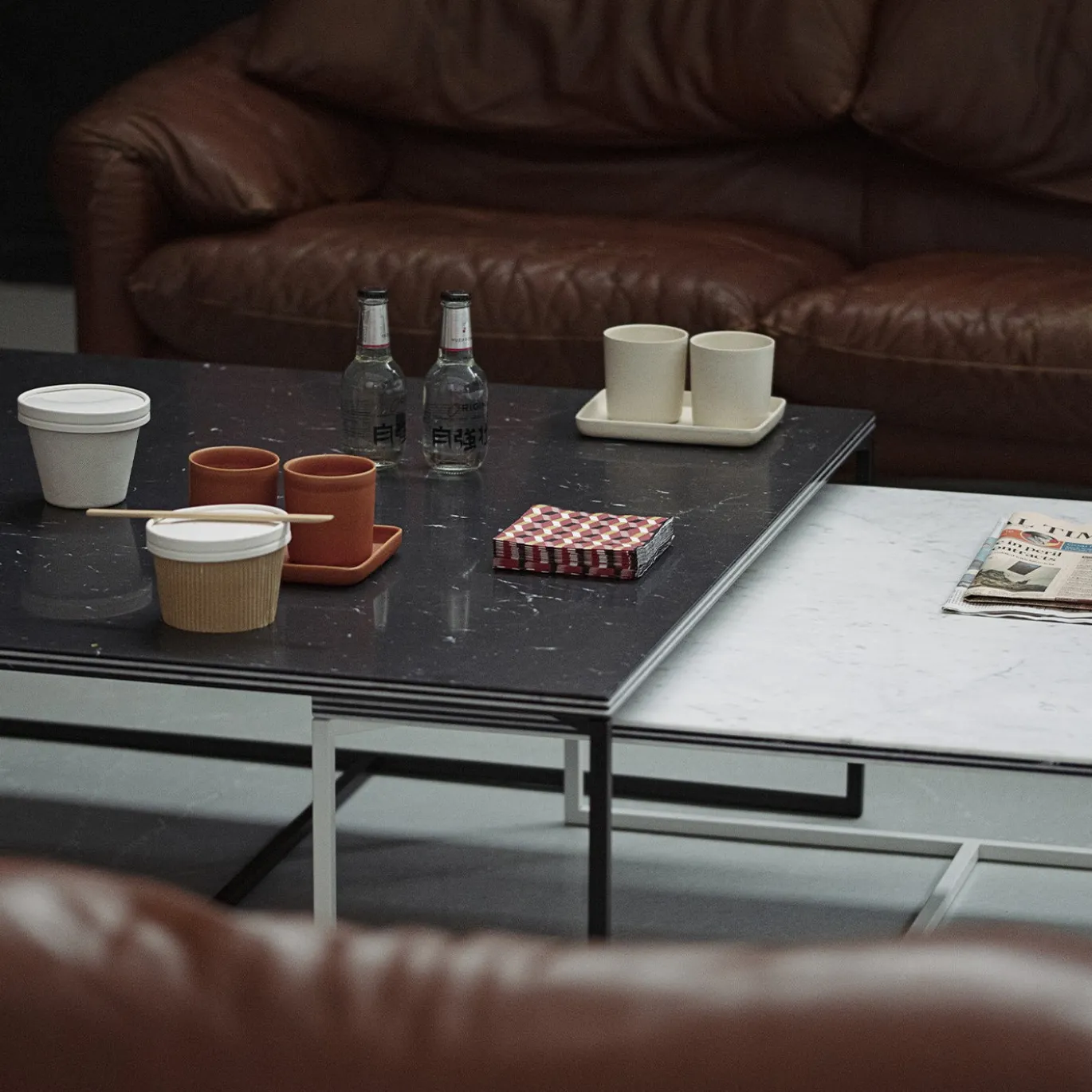 Tavolino da caffè quadrato Fillo in marmo nero Marquina