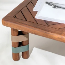 Tavolino da caffè rettangolare per esterni Lignes in legno