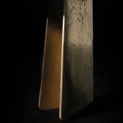 Tavolino da caffè scultoreo in ottone fuso Stoneage