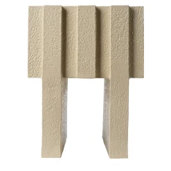 Tavolino da notte in ceramica beige Merlate di Patricia Urquiola