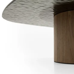 Tavolino Egg Alto con base e piano in noce canaletto + vetro