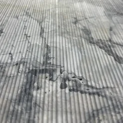 Tavolino grigio invisibile Augusta