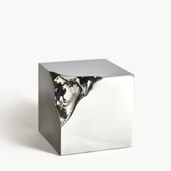 Tavolino in acciaio argentato scultoreo Shard