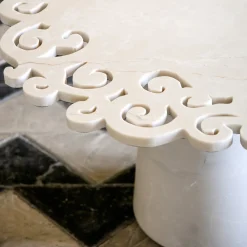 Tavolino in macramè Total Marble di Roberto Semprini
