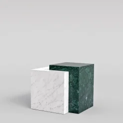 Tavolino in marmo Bloc in marmo di Carrara e Verde Guatemala by Martage Collection