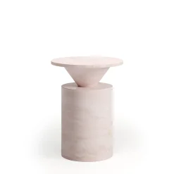 Tavolino in marmo Totem Rosa Egeo di Karen Chekerdjian