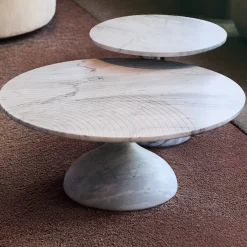 Tavolino laterale rotondo Stardust in marmo di Carrara di Marco Piva