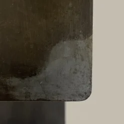 Tavolino Lettera C in acciaio con luce LED