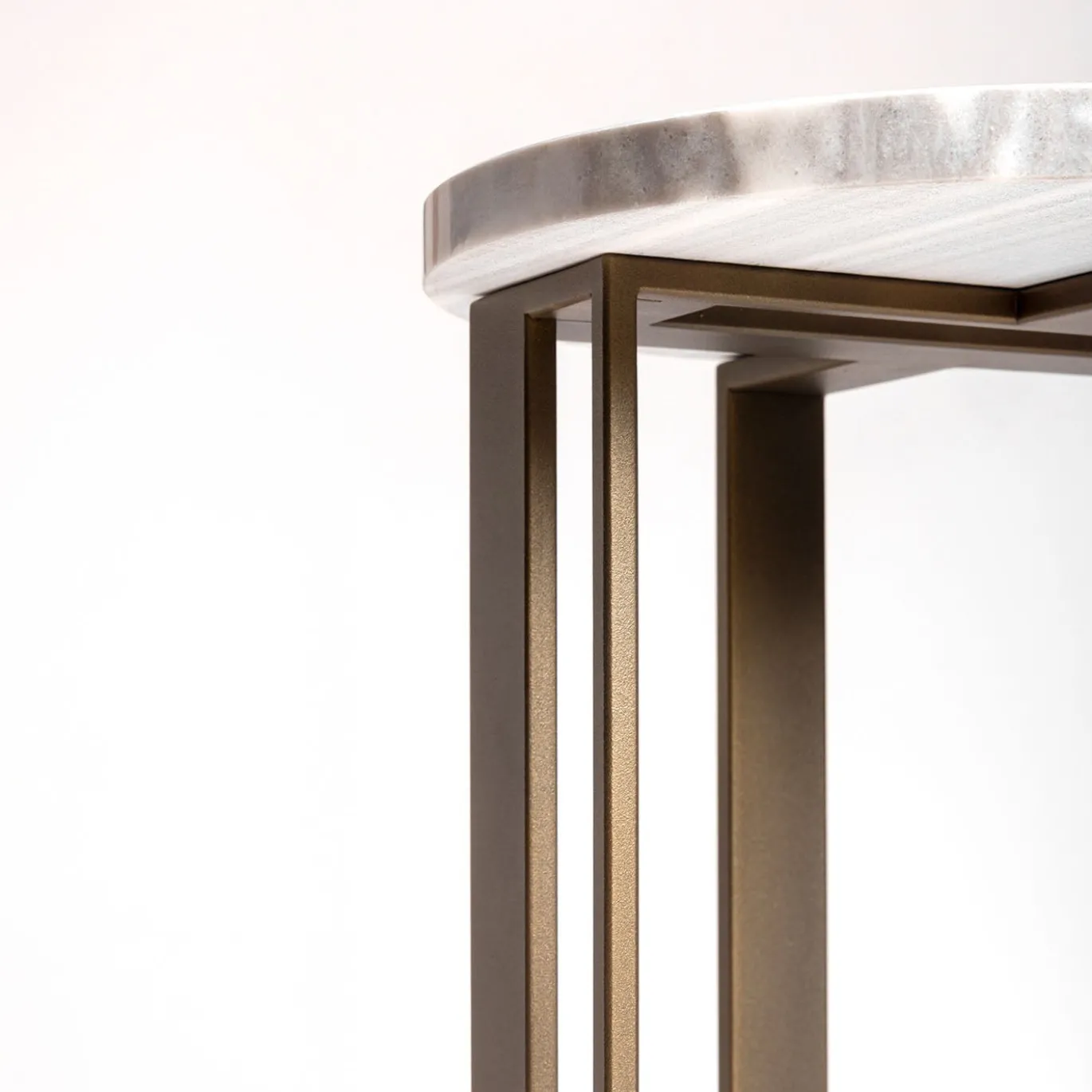 Tavolino Linea Fata in Marmo Grigio