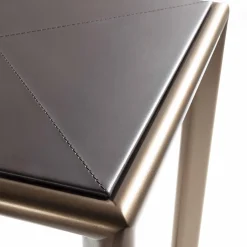Tavolino Milano in cuoio marrone