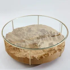 Tavolino Mirage Topographic Marrone di Riccardo Vendrami