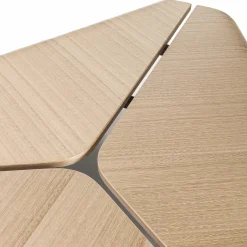 Tavolino Nara in legno eucalipto