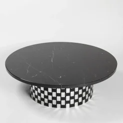 Tavolino nero Ecate