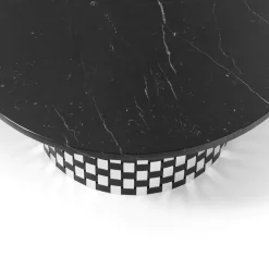 Tavolino nero Ecate