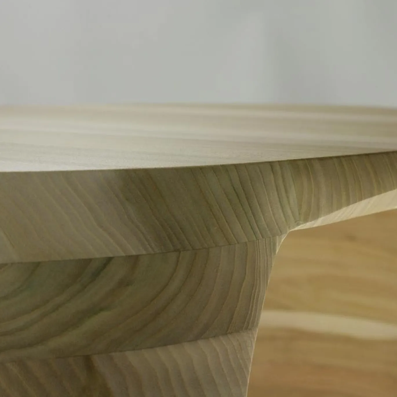 Tavolino Ollie Oval Elm