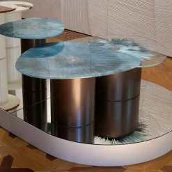 Tavolino piccolo Marea con piano in vetro temperato