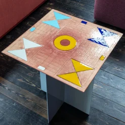 Tavolino quadrato Across Ludo in rame bianco