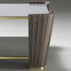 Tavolino quadrato in legno