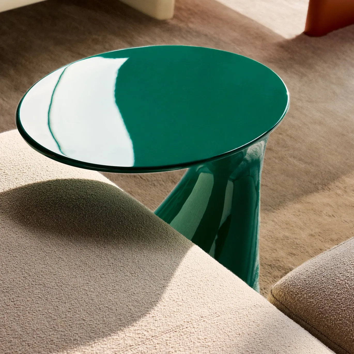 Tavolino Rotondo Tod Verde lucido di Todd Bracher