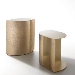 Tavolino Sinestesia 45 in Brass DeErosion di TIPSTUDIO