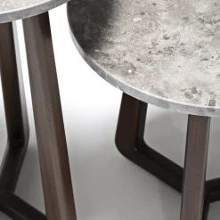 Tavolino Sunset Tall Sahara Grey di Paola Navone