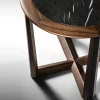 Tavolino Triangolo di Ivano Colombo