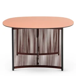 Tavolo Altana T-OV Oval Brick-Red di Antonio De Marco