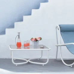 Tavolo basso Locus Solus White di Gae Aulenti