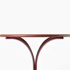 Tavolo Bistrot da esterno Ample Red di Nichetto Studio