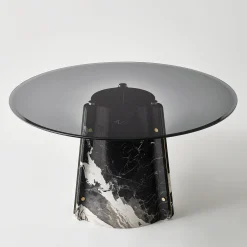 Tavolo da pranzo Elitra in marmo Grand Antique nero e piano in vetro fumé