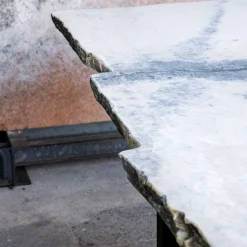 Tavolo da pranzo in marmo e legno di rovere Candoglia Candoglia
