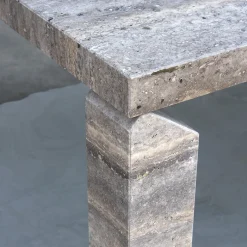 Tavolo da pranzo in marmo grigio Tiptoe