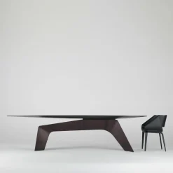 Tavolo da pranzo Kintai in legno impiallacciato marrone scuro