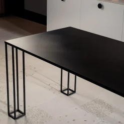 Tavolo da pranzo nero XYZ