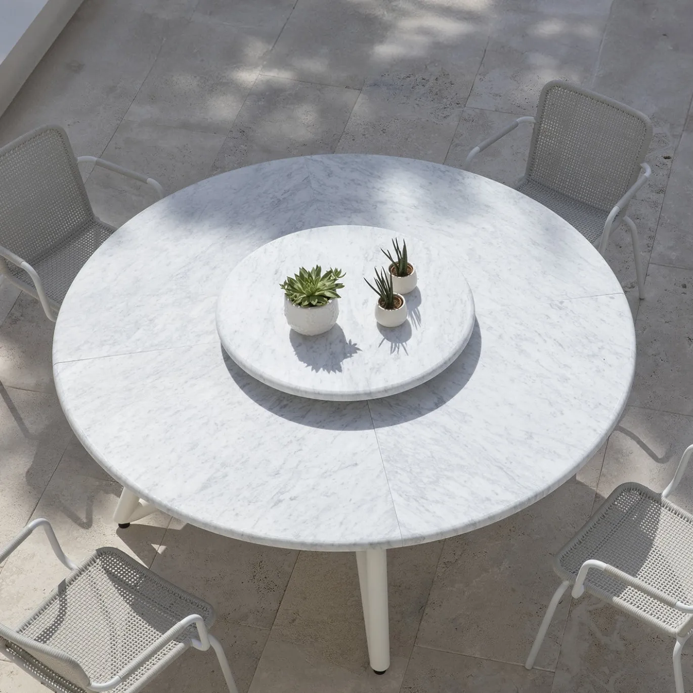 Tavolo da pranzo outdoor in marmo bianco Hermu 180