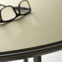 Tavolo da pranzo ovale Alexander con piano in Fenix oro di Marco Piva