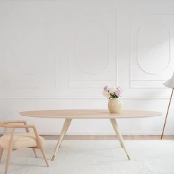 Tavolo da pranzo ovale Cupertino in rovere della Collezione Riviera