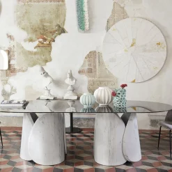 Tavolo da pranzo Petalo in marmo Palissandro con piano in vetro fumé