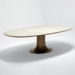Tavolo da pranzo piccolo con base in bronzo fuso Mizar e piano in marmo Calacatta