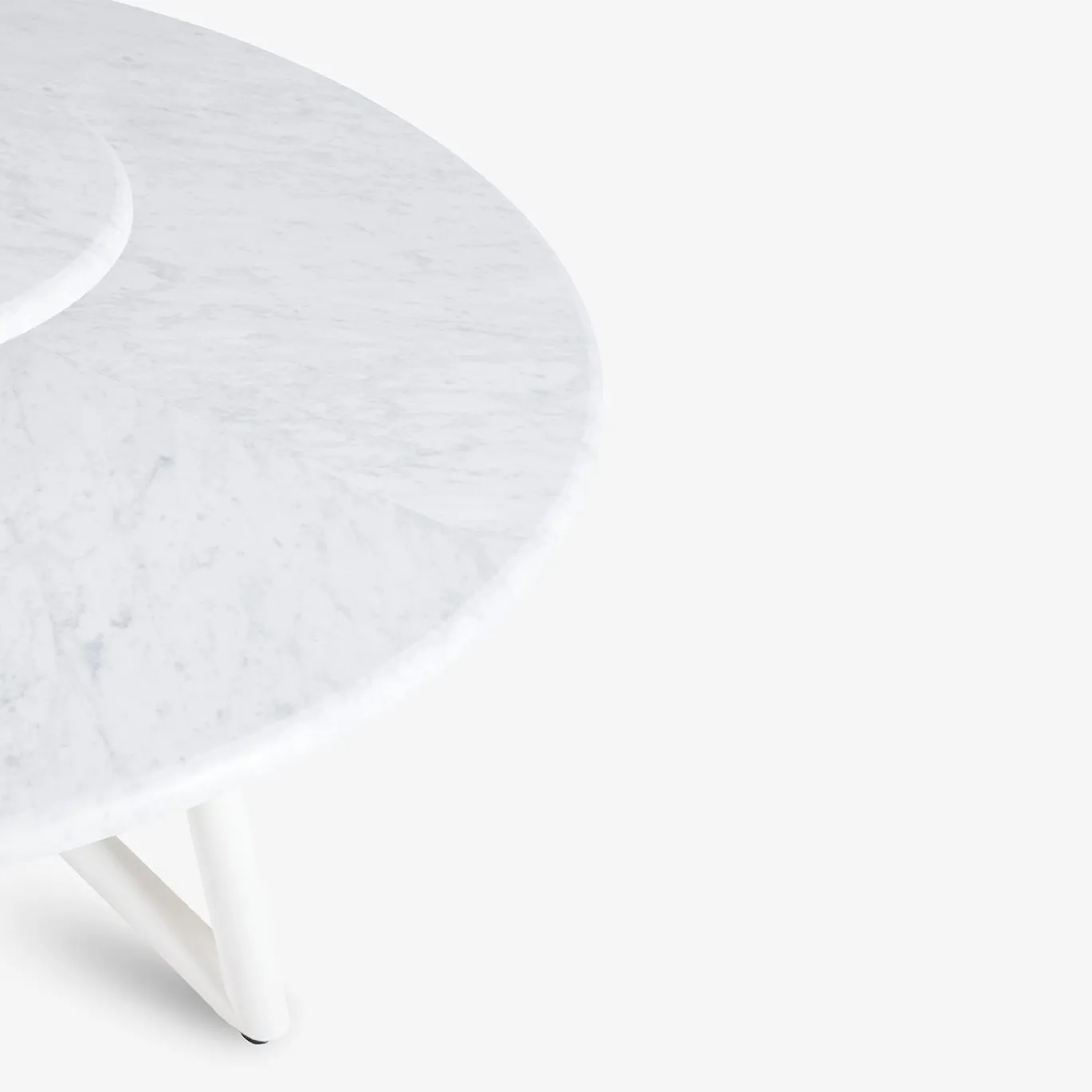 Tavolo da pranzo rotondo Hermu 230 in marmo bianco carrara e acciaio bianco per esterni