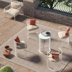 Tavolo da pranzo rotondo per esterni White Aura con piano in vetro