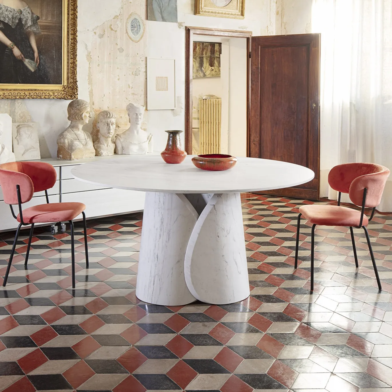 Tavolo da pranzo rotondo Petalo in marmo Palissandro argento