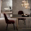 Tavolo da pranzo Slash con piano in marmo grigio Saint Lauren