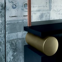 Tavolo da toilette Etrusco di Ettore Sottsass