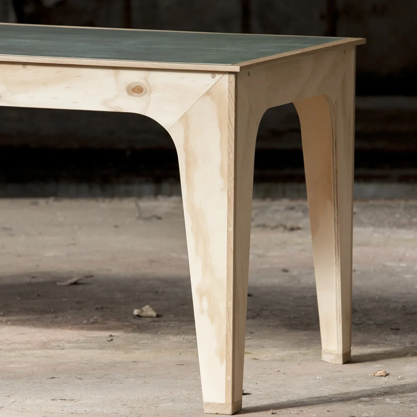 Tavolo in legno Novanta