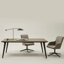 Tavolo Laicon Taupe & Dark-Durmast di Nicola Romanelli
