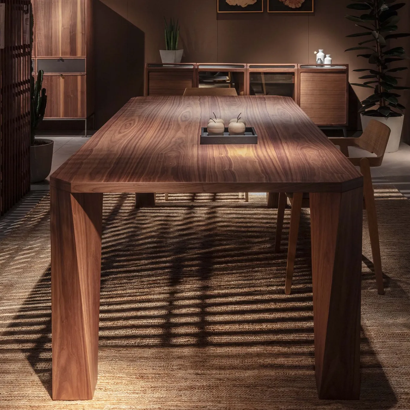 Tavolo rettangolare in legno di noce Canaletto Super Twist